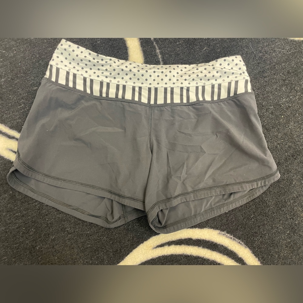 Lululemon black shorts